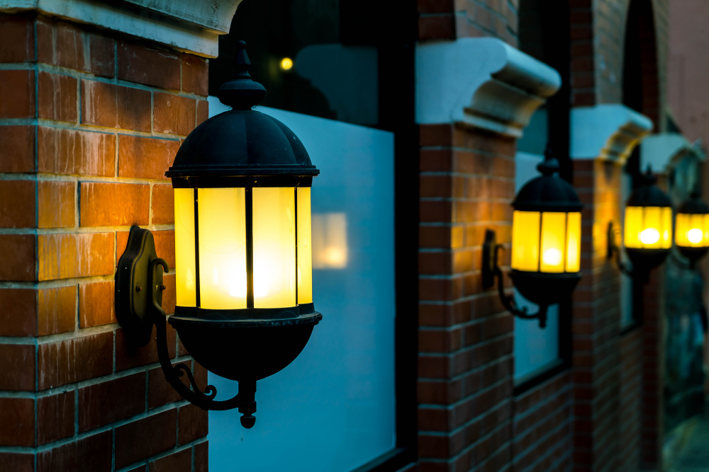 Outdoor Lights
